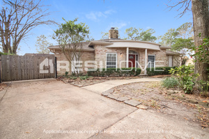 Image of 2054 Parkdale Dr