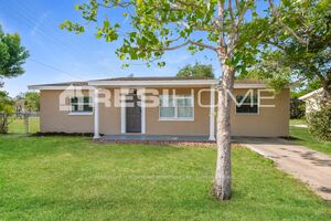 Image of 8100 Hixton Dr