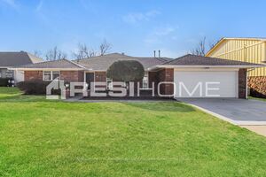 8709 Candlewood Dr Photo