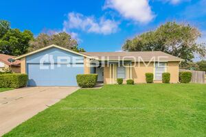 3401 Glenda Drive Photo