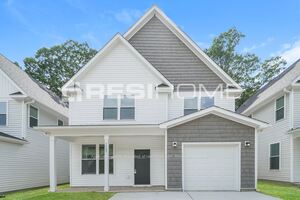 1307 Log Cabin Photo