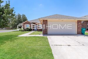 1117 Greenfield Ave Photo