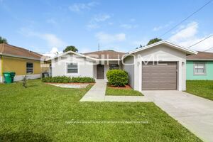 Image of 2943 Nw 9Th St