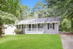 8390 Attleboro Dr Photo