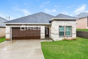 101 Fairview Ave Photo