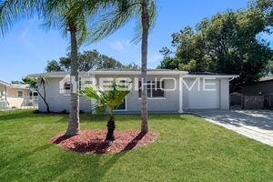 Image of 7700 Farmlawn Dr
