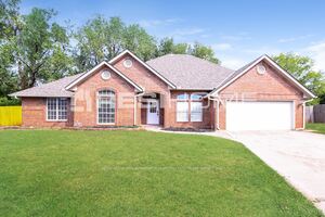 504 Julies Trail Cir Photo