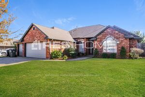 Image of 8820 Nw 113Th St