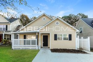 135 Chaucer Ln Photo