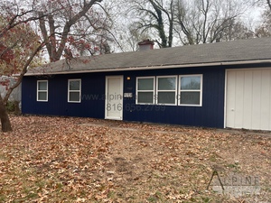 House for rent at 7107 E 107th Pl, Kansas City, MO 64134