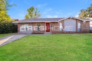 1008 Woodmere Drive Photo