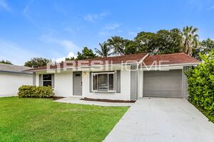 7398 Willow Springs Circle E Photo