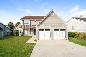5949 Creekside Dr Photo