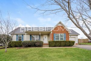1607 Wellington Dr Photo