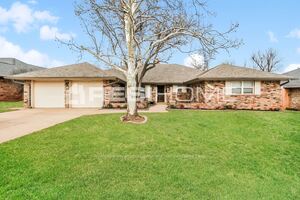 2309 NW 119th Ter Photo