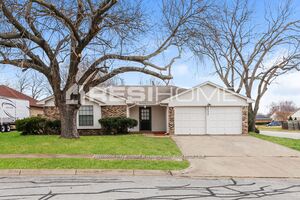 2400 Redbrook Court Photo