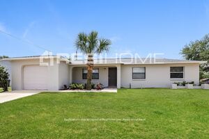 1595 Country Club Blvd Photo