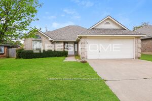 Image of 1410 Hyde Park Boulevard