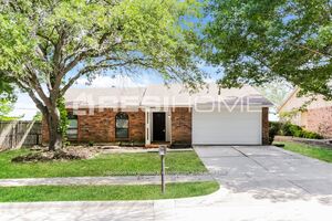 906 Fort Worth St Photo