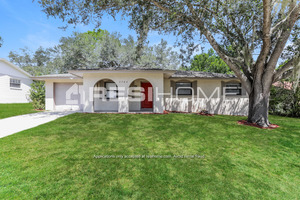 2703 Lakewood Ln Photo