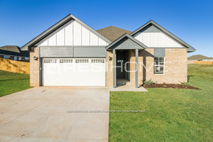 1031 Elowyn Street Photo