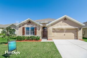 houses for rent in Davenport