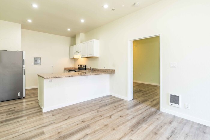8235 Whittier Blvd, Pico Rivera, CA 90660 photo 5