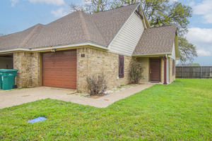 houses for rent in Lacy Lakeview