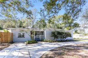 houses for rent in St. Petersburg