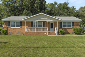 houses for rent in Fayetteville