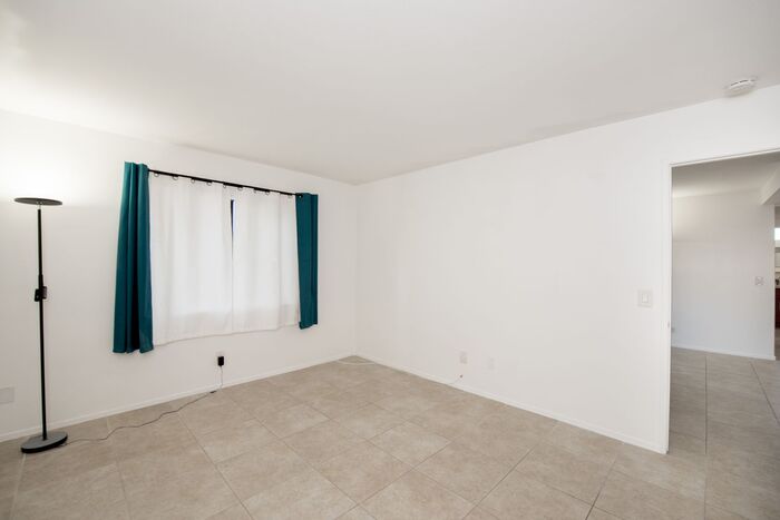 Huntington Beach Condo — photo 18