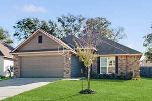 4 Bedroom House – 11912 Sunshine Park Dr N, Willis, TX 77318