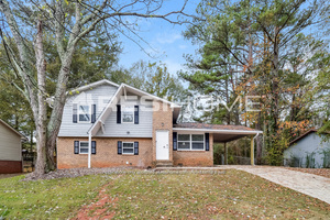 8283 Brittany Ln Photo