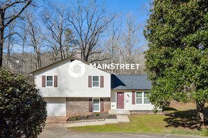 3 Bedroom House – 3834 Natalie Ct, Ellenwood, GA 30294