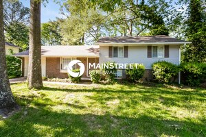 4 Bedroom House – 537 Roxbury Drive, Riverdale, GA 30274
