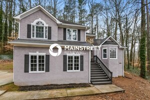 3 Bedroom House – 2628 Meadow Lark Dr, East Point, GA 30344