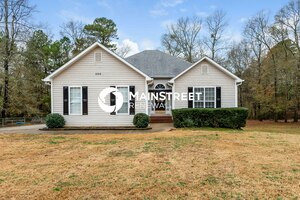 5 Bedroom House – 300 Daileys Plantation Dr, McDonough, GA 30253