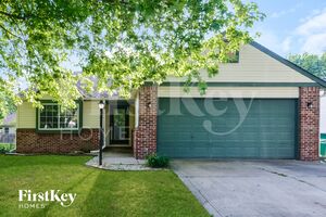 houses for rent in Avon