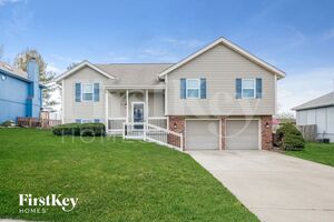 houses for rent in Raymore
