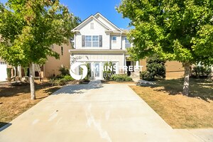 3 Bedroom House – 4957 Rapahoe Trail, Atlanta, GA 30349