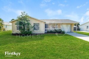 houses for rent in Tarpon Springs