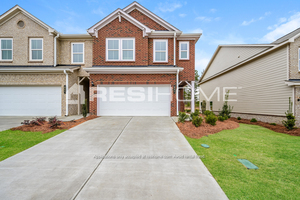 561 PORCHLIGHT DRIVE Photo