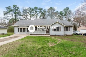 3 Bedroom House – 230 Wildwood Dr, Stockbridge, GA 30281