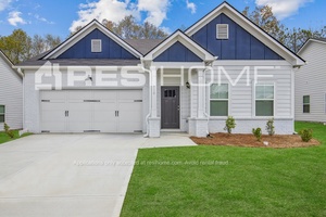 470 Soldiers Pathway Photo