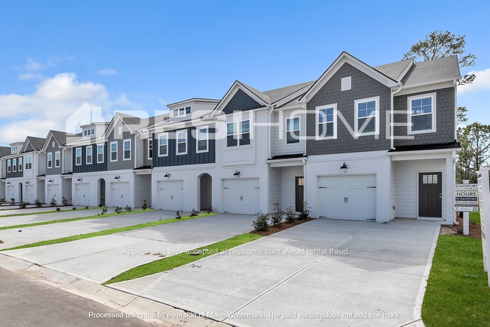 11 Southport Cir Photo