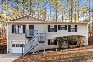 3 Bedroom Rental – 4107 Rocky Face Drive, Douglasville, GA, 30135