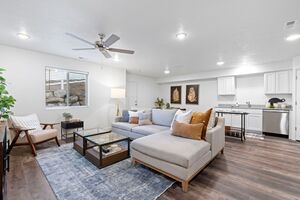 houses for rent in Roy