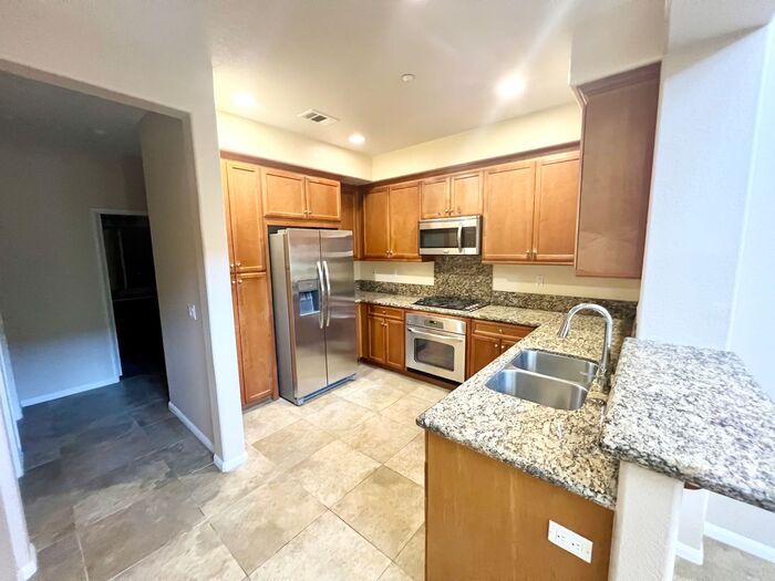 Chula Vista Town Home — photo 11