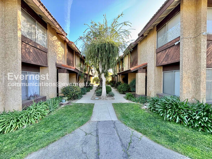 Los Angeles Town Home