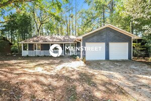 3 Bedroom House – 640 Post Oak Rd, Jonesboro, GA 30238